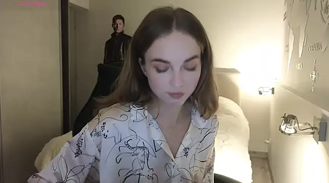 Miss Aliannaa online show from 01/12/25, 07:53