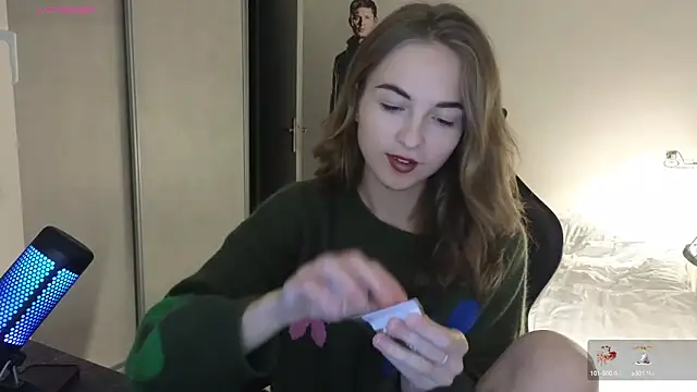 Miss Aliannaa online show from 12/04/24, 07:17