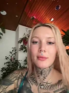 Snapshot of Stella-Kink chatting on 01/25/25, 11:34 Stella-Kink online show from 01/25/25, 11:34
