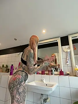 Stella-Kink online show from 03/15/26, 10:00