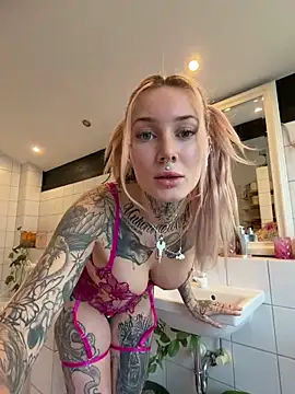 Stella-Kink online show from 02/07/26, 09:39