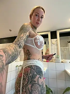 Stella-Kink online show from 02/09/26, 02:15