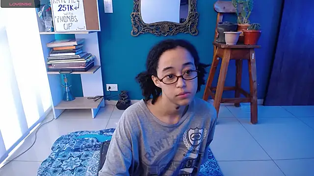 ela 0 online show from 11/05/25, 12:30