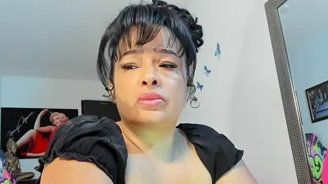 Snapshot of seleneh chatting on 03/04/26, 06:59 seleneh online show from 03/04/26, 06:59