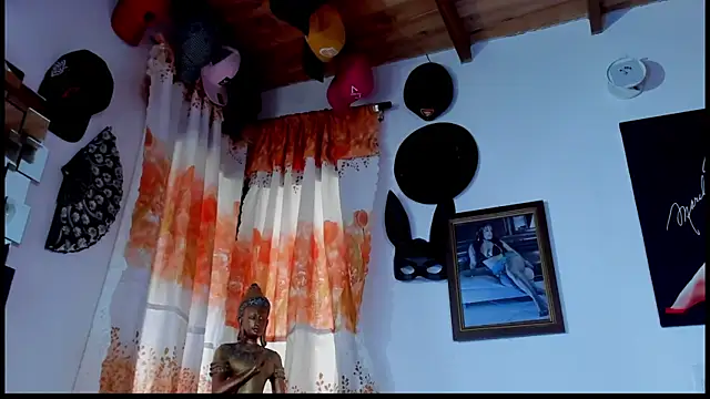 Snapshot of seleneh chatting on 10/04/25, 06:31 seleneh online show from 10/04/25, 06:31