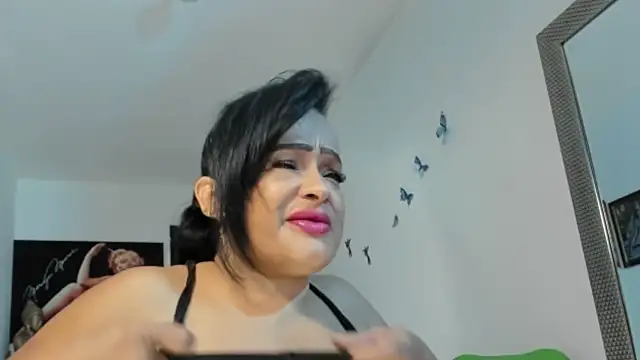 Snapshot of seleneh chatting on 04/12/26, 07:39 seleneh online show from 04/12/26, 07:39