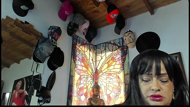 seleneh online show from 11/13/25, 05:39