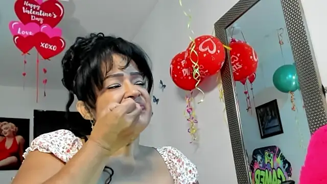 Snapshot of seleneh chatting on 02/19/26, 08:17 seleneh online show from 02/19/26, 08:17