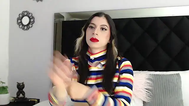 KinaCooper online show from 09/27/25, 07:31