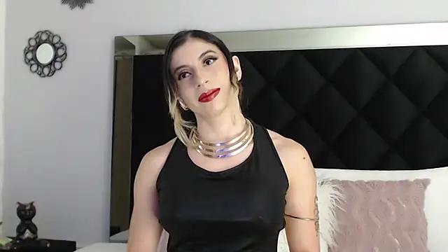 KinaCooper online show from 10/17/25, 06:10