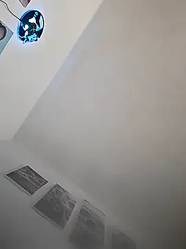 LauraBaby online show from 03/25/26, 03:00