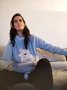 LauraBaby online show from 10/08/25, 06:30