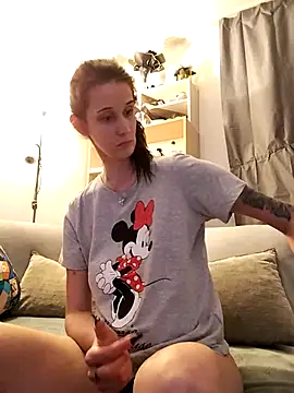 LauraBaby online show from 11/29/25, 06:52