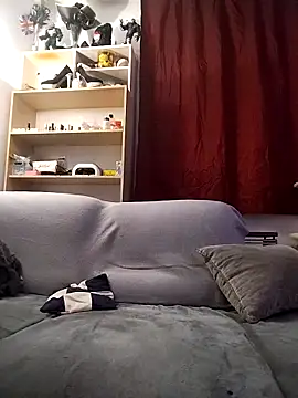 LauraBaby online show from 11/04/25, 08:56