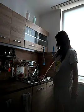 LauraBaby online show from 09/24/25, 07:48