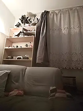 Snapshot of LauraBaby chatting on 02/03/26, 04:01 LauraBaby online show from 02/03/26, 04:01