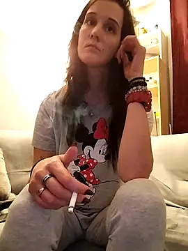 LauraBaby online show from 11/13/25, 09:40