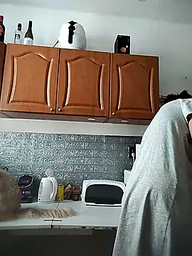 LauraBaby online show from 09/29/25, 12:11