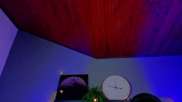 nahomi campbell online show from 11/04/25, 07:39