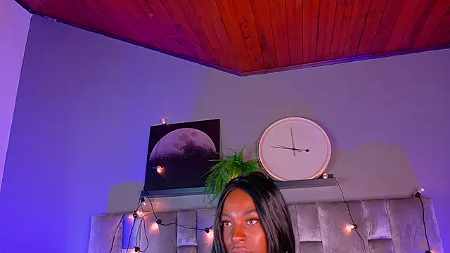 nahomi campbell online show from 10/23/25, 07:34