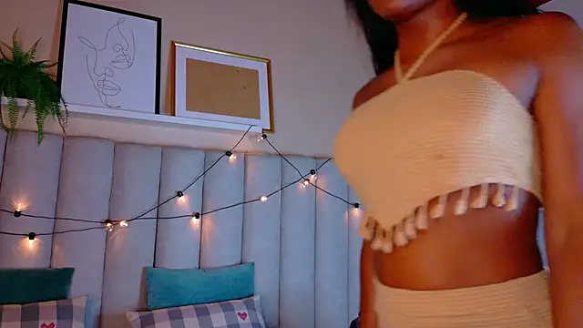 nahomi campbell online show from 11/19/25, 07:36