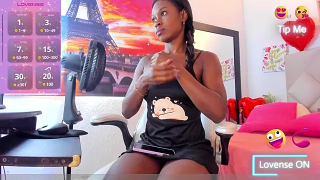 yuliana millerr online show from 03/17/25, 07:26