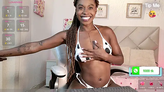 yuliana millerr online show from 10/13/25, 06:31