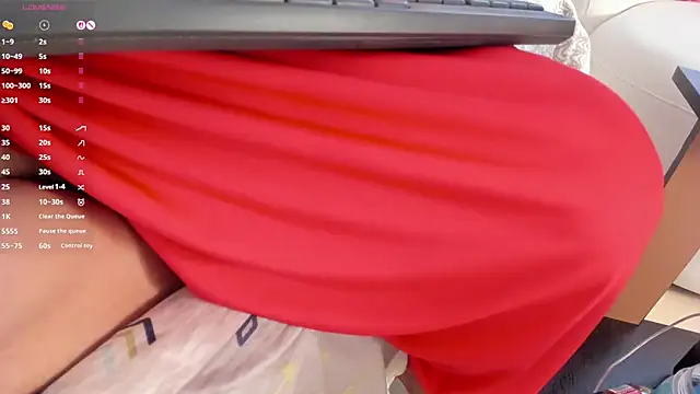 Amina hafsa online show from 03/25/26, 06:29