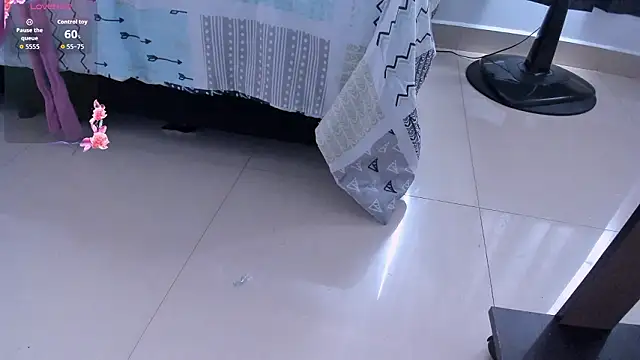 Amina hafsa online show from 02/10/26, 07:24