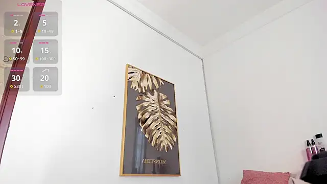 Amina hafsa online show from 04/15/26, 07:58