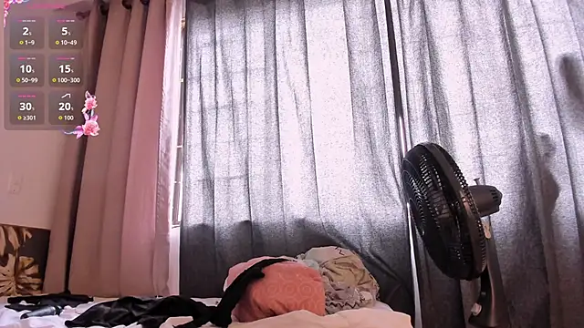 Amina hafsa online show from 02/17/26, 08:06