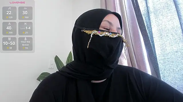 Snapshot of Amina_hafsa chatting on 05/18/26, 05:51 Amina hafsa online show from 05/18/26, 05:51