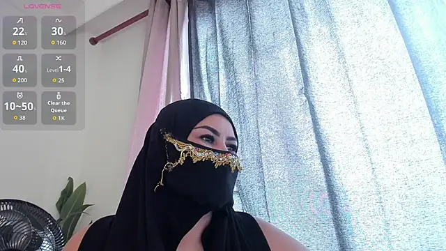 Snapshot of Amina_hafsa chatting on 04/23/26, 07:48 Amina hafsa online show from 04/23/26, 07:48
