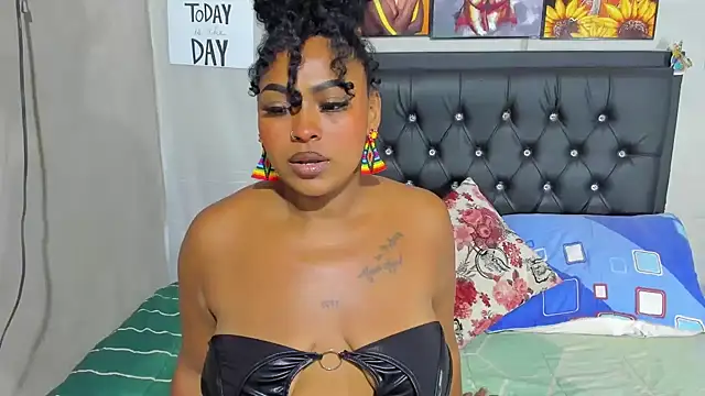 miss-jackson1 online show from 02/06/25, 04:10