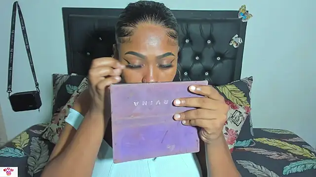 miss-jackson1 online show from 01/10/25, 10:06