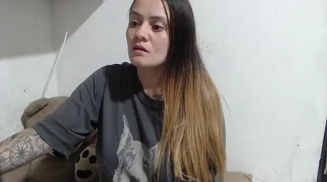 mia sepulveda  online show from 03/11/25, 03:58