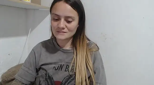 mia sepulveda  online show from 03/04/25, 06:15