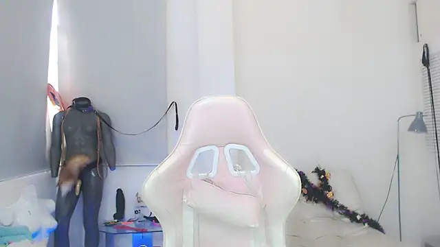 sasha mom69  online show from 11/06/25, 04:33