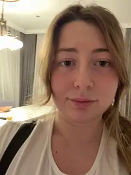 curvyflawless online show from 11/19/25, 05:57