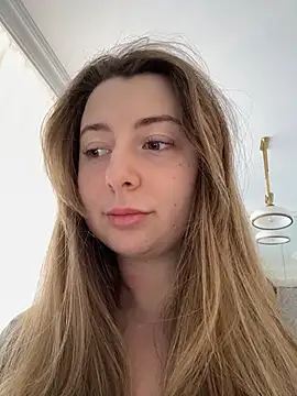 curvyflawless online show from 02/21/26, 09:44