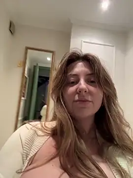 curvyflawless online show from 03/26/26, 03:21