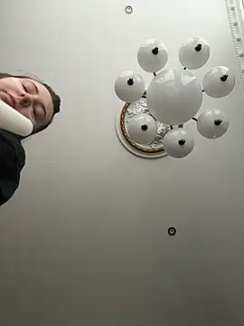 curvyflawless online show from 03/27/26, 08:01