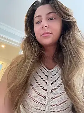 curvyflawless online show from 07/04/26, 07:48