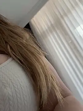 curvyflawless online show from 02/01/26, 08:23