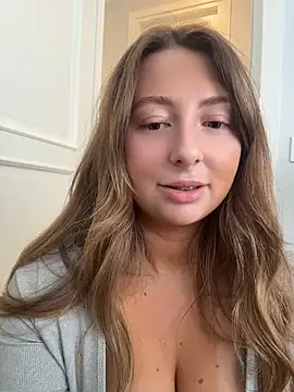 curvyflawless online show from 07/14/26, 10:21