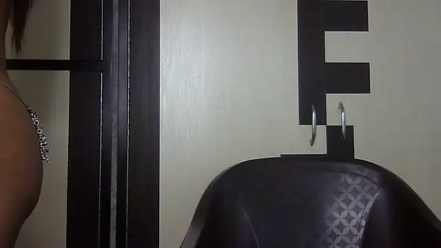 Snapshot of seema_raani chatting on 03/19/25, 04:25 seema raani online show from 03/19/25, 04:25