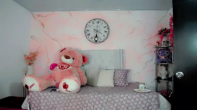 maria camilacms online show from 02/16/26, 06:06