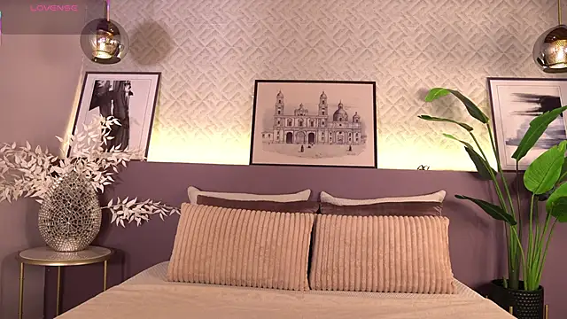 ElleDiane online show from 03/01/26, 12:21