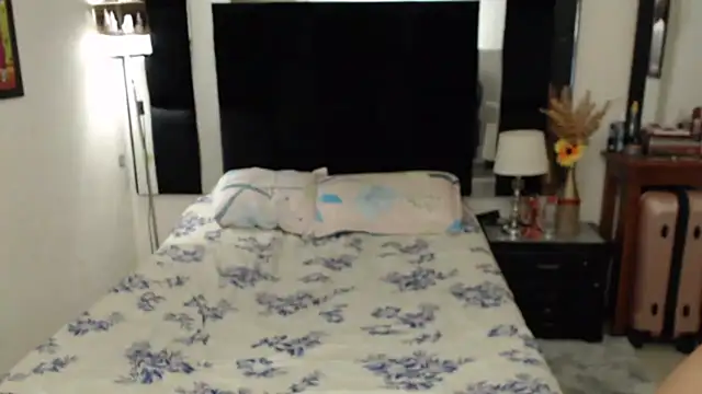 CATRINA-83 online show from 11/22/25, 07:24