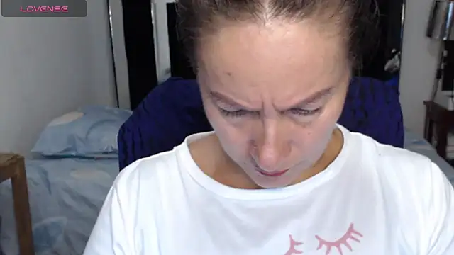 Snapshot of CATRINA-83 chatting on 07/04/26, 02:32 CATRINA-83 online show from 07/04/26, 02:32